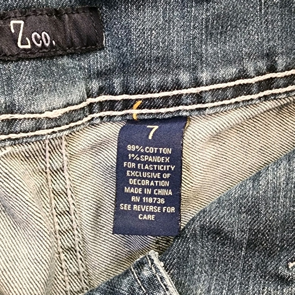 Zco. Women's Jeans Triple Button Size 7 Blue Denim - Picture 12 of 12